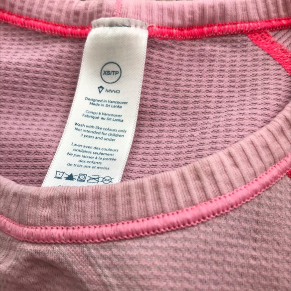 Ivivva Training Shirt -Size XS - Picture 4 of 4